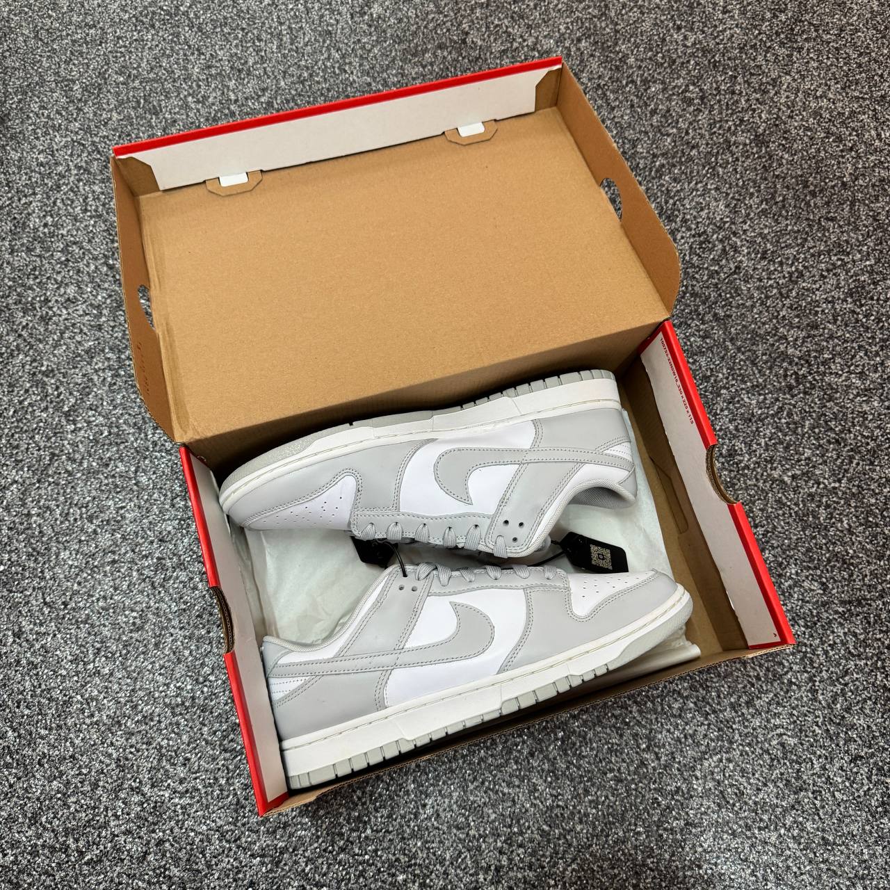 US 10 NIKE DUNK LOW GREY FOG