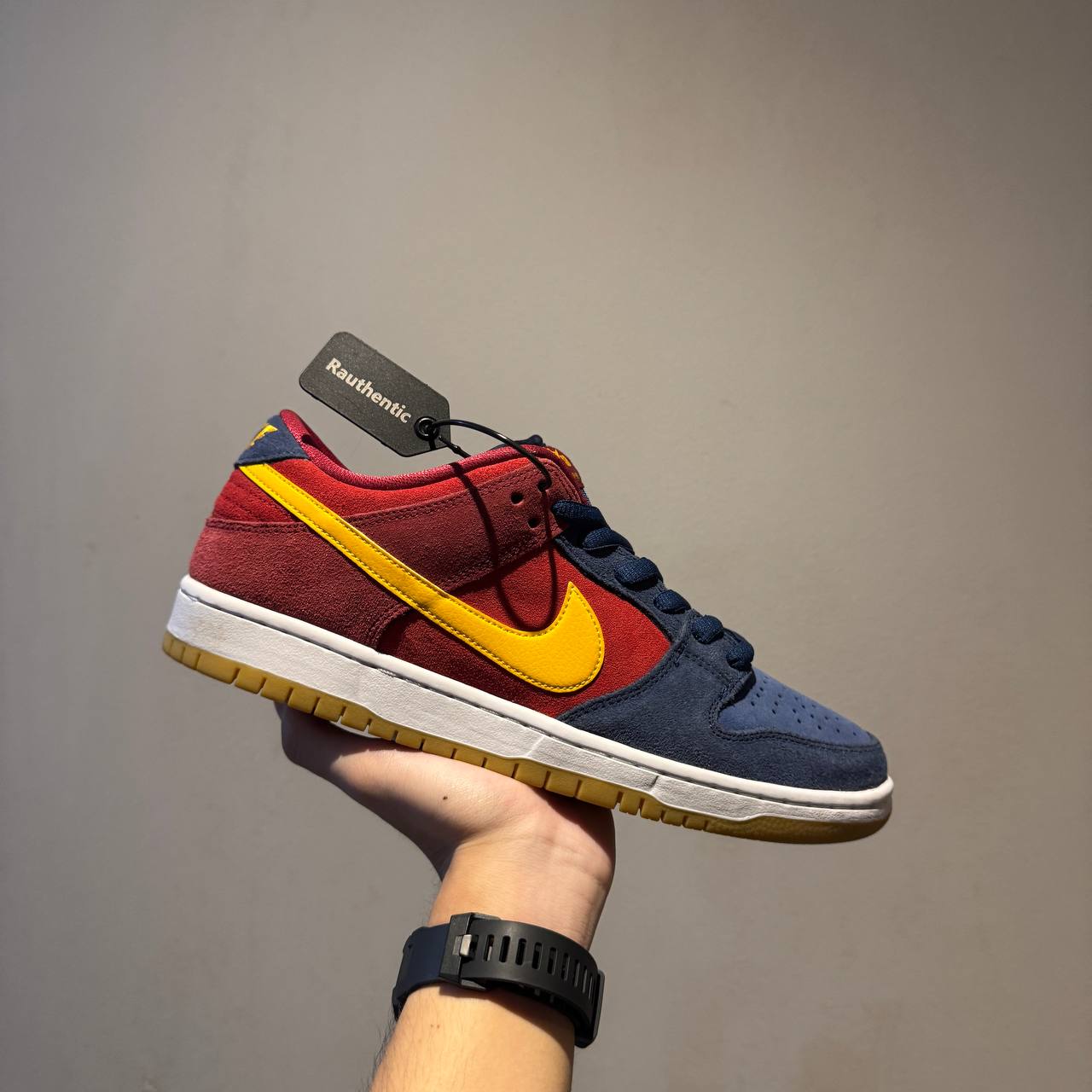 US 10 NIKE SB DUNK LOW BARCELONA