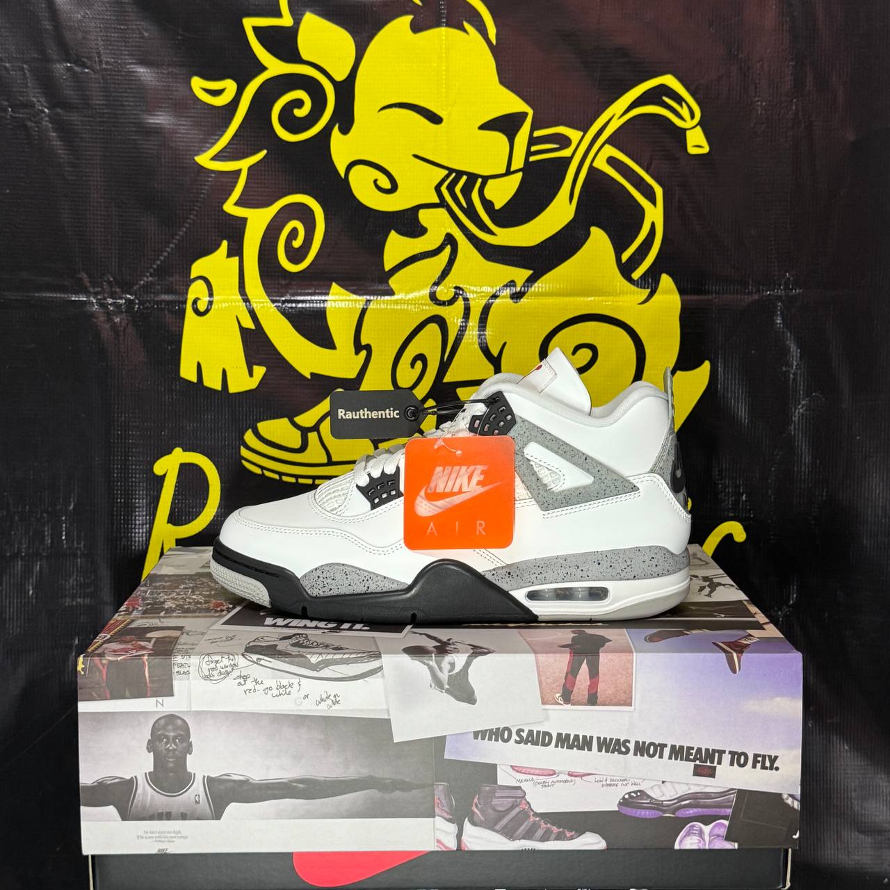 US 10 NIKE AIR JORDAN 4 RETRO "WHITE CEMENT"