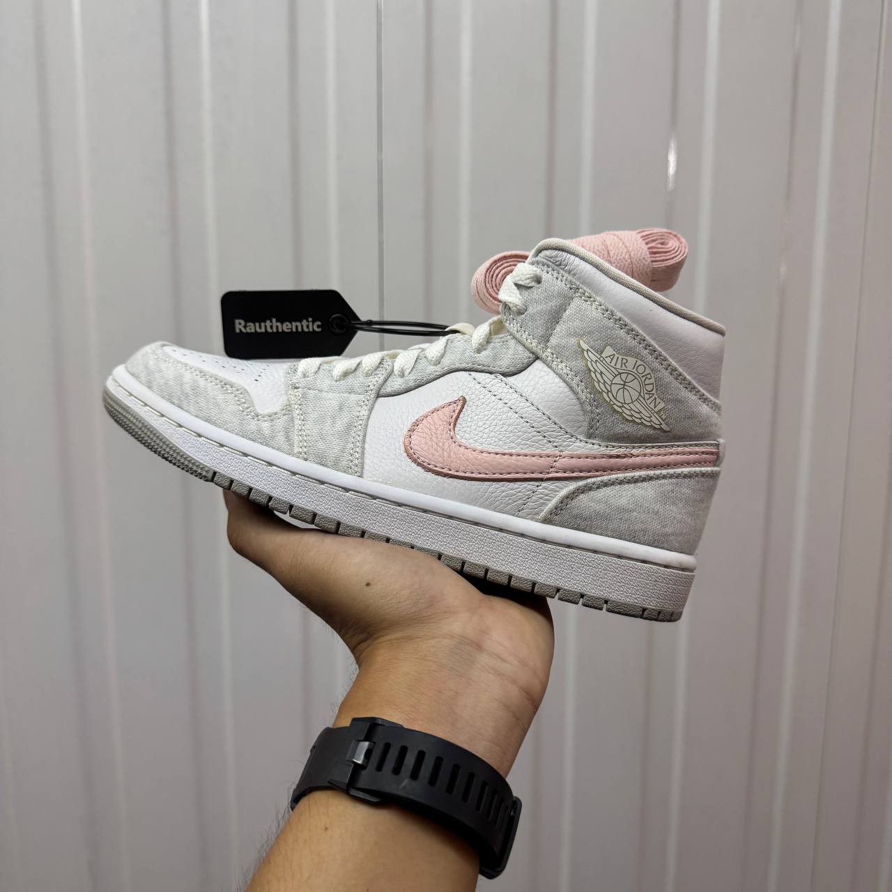US 6.5W WMNS AIR JORDAN 1 MID SE 'WHITE LIGHT ORE'