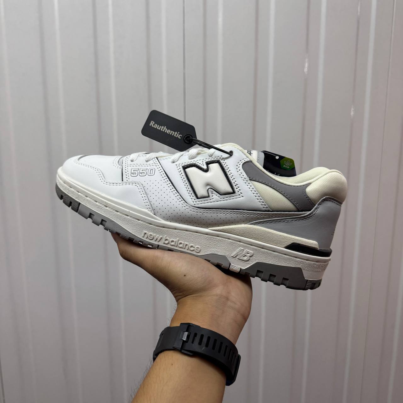 US 10 NEW BALANCE 550 'GREY WHITE'