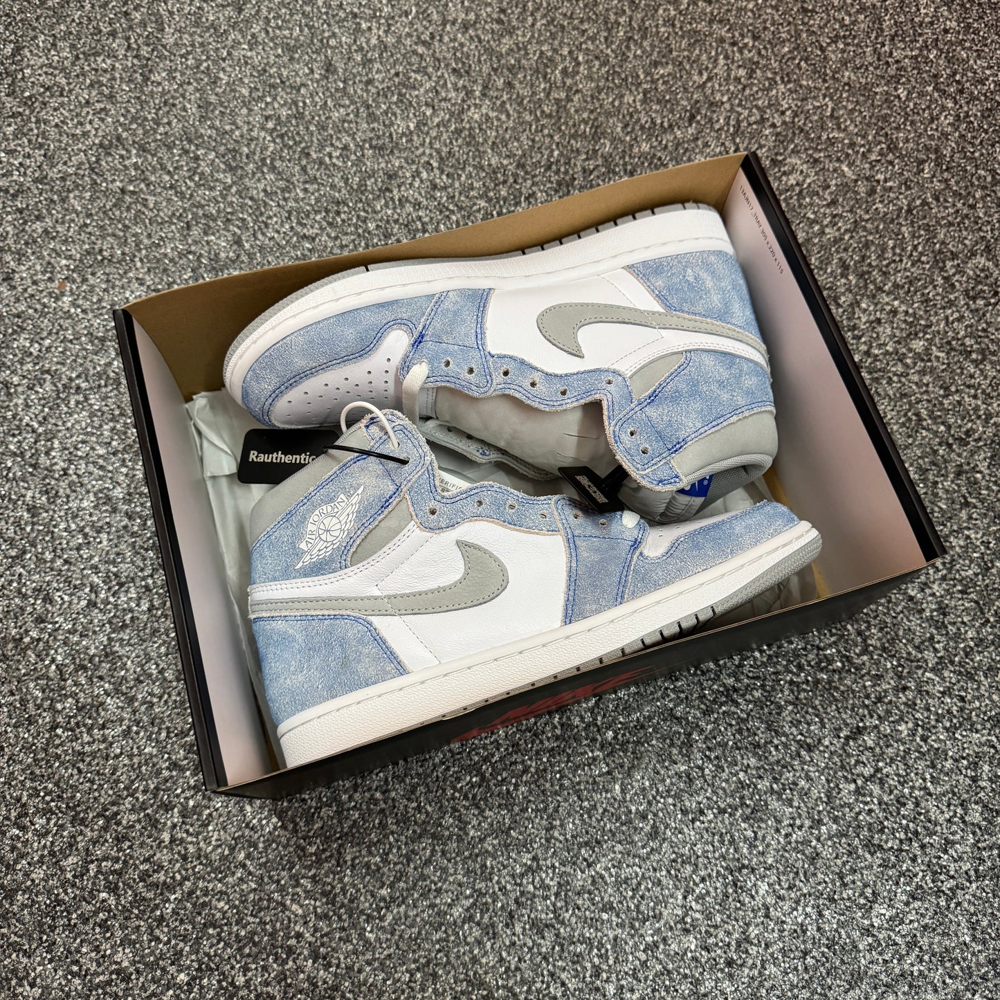 US 8 NIKE AIR JORDAN 1 HIGH HYPER ROYAL