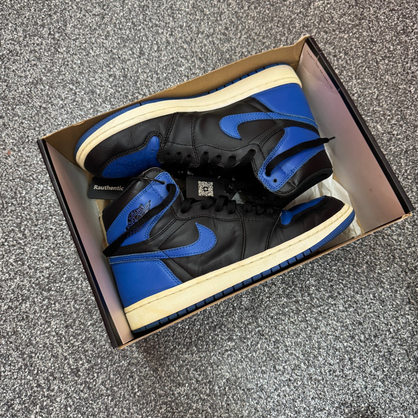 US 8.5 USED NIKE AIR JORDAN 1 HIGH RETRO ROYAL 2017