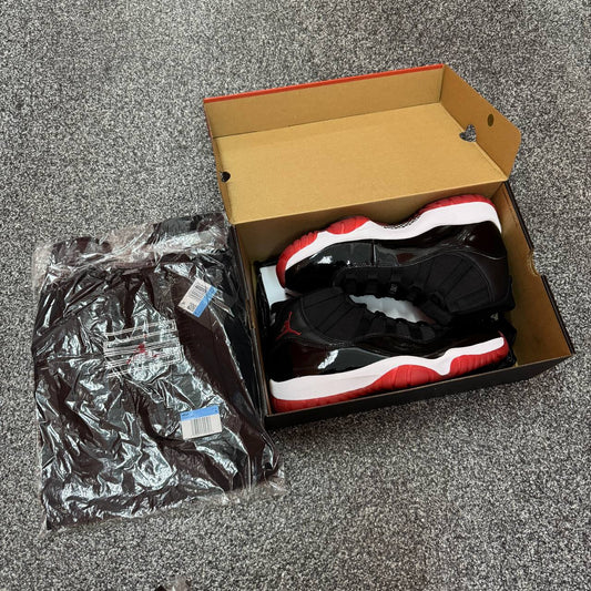 US 10.5 NIKE AIR JORDAN 11 BRED 2019 (EXCLUSIVE L TSHIRT)