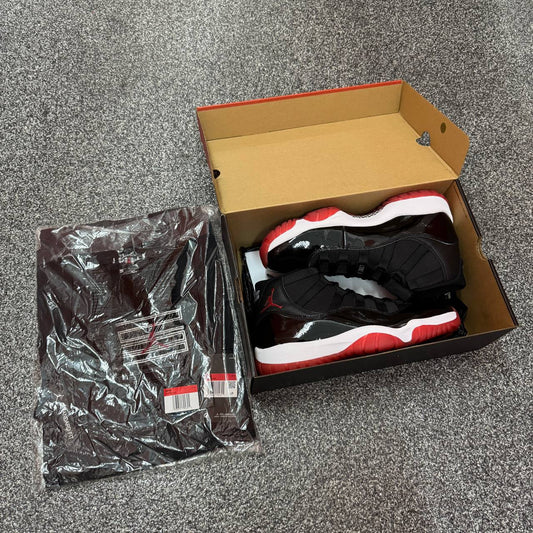 US 10 NIKE AIR JORDAN 11 BRED 2019 (EXCLUSIVE M TSHIRT)