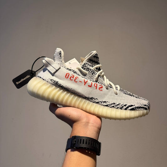 US 9 ADIDAS YEEZY BOOST 350 V2 ZEBRA