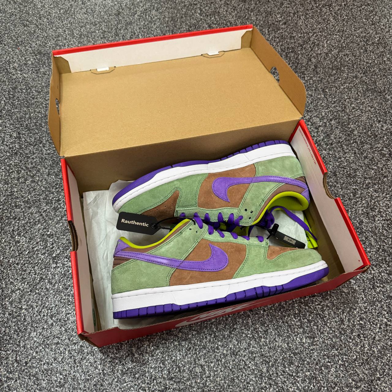 US 10.5 NIKE DUNK LOW VENEER (2020)