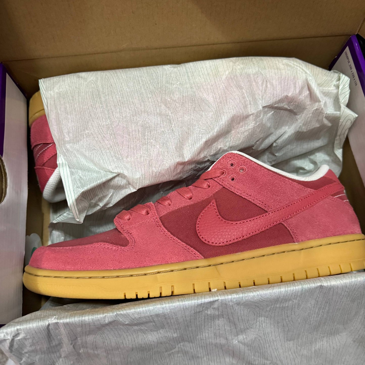 US 11 NIKE SB DUNK LOW ADOBE