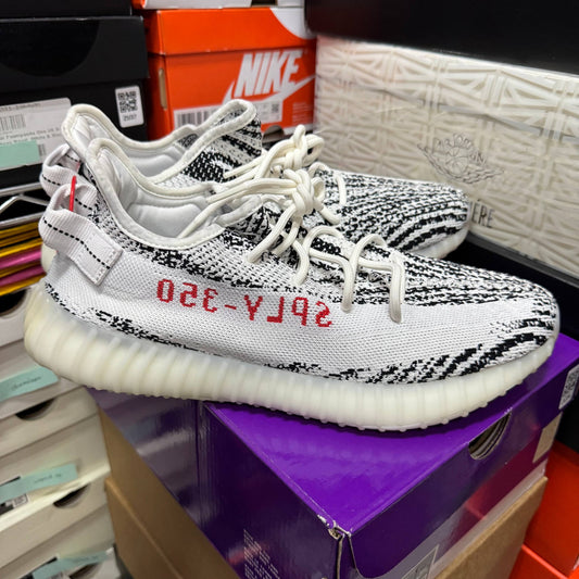 US 11 USED ADIDAS YEEZY BOOST 350 V2 ZEBRA