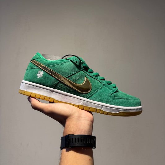 US 10 NIKE SB DUNK LOW ST PATRICK'S DAY