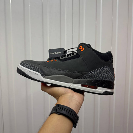 US 10.5 NIKE AIR JORDAN 3 RETRO FEAR PACK