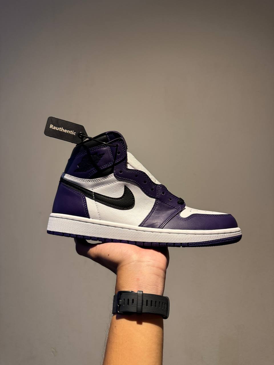 US 10 NIKE AIR JORDAN 1 HIGH COURT PURPLE 2.0