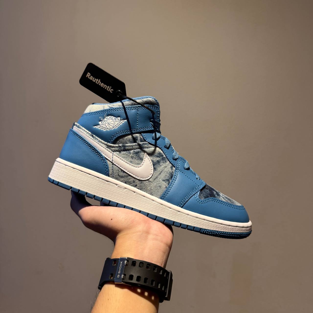 Nike Air Jordan 1 Mid Washed Denim (GS)