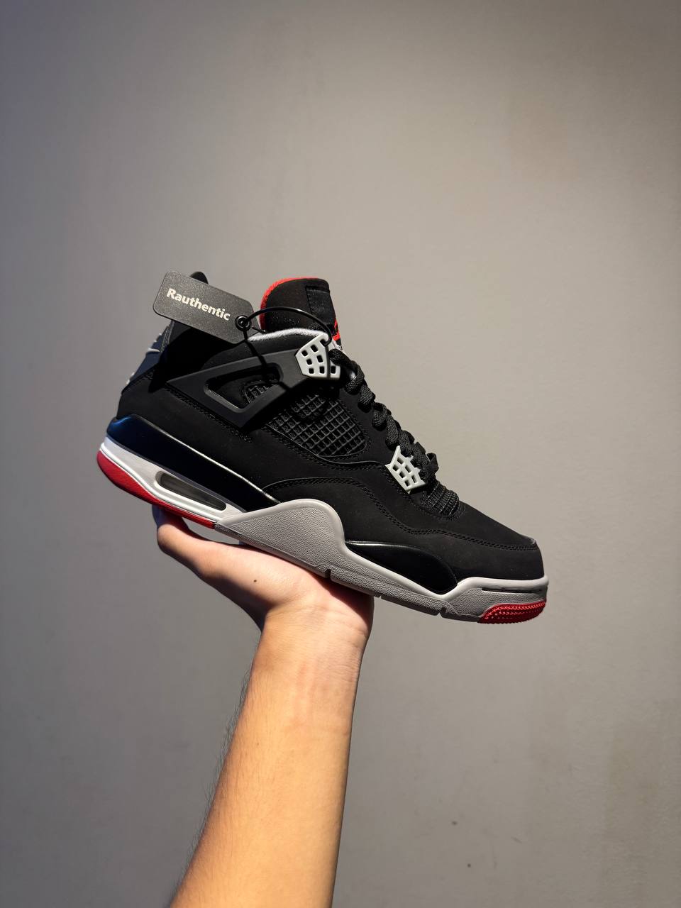 Nike Air Jordan 4 Bred (2019)