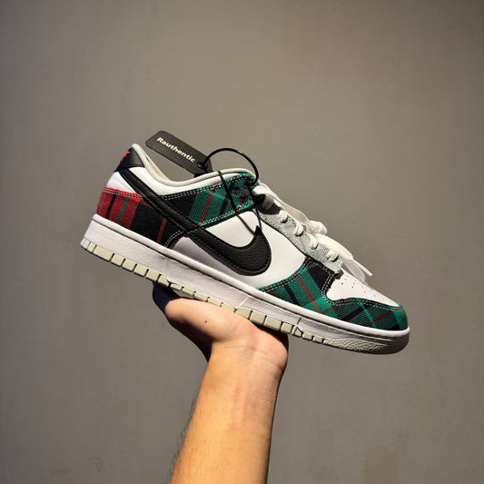 Nike Dunk Low Tartan Plaid