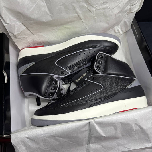 US 9.5 NIKE AIR JORDAN 2 RETRO BLACK CEMENT