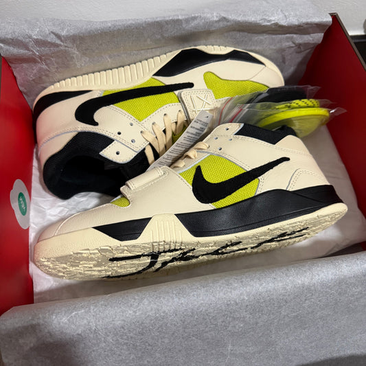 US 10.5 NIKE JUMPMAN JACK TR BRIGHT CACTUS