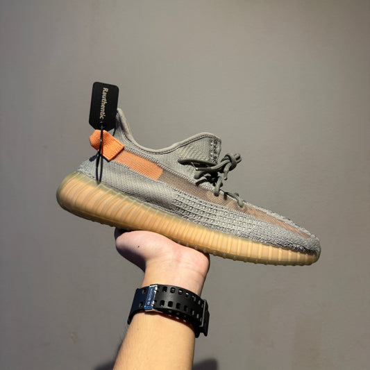 US 10.5 USED ADIDAS YEEZY BOOST 350 V2 TRUE FORM