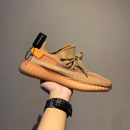 US 10.5 USED ADIDAS YEEZY BOOST 350 V2 CLAY