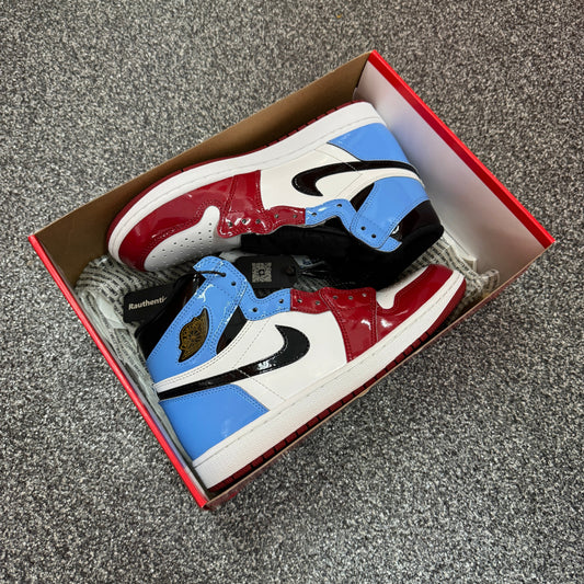 US 8.5 NIKE AIR JORDAN 1 HIGH FEARLESS UNC CHICAGO