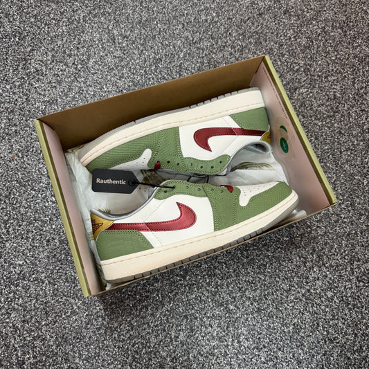 US 8.5 NIKE AIR JORDAN 1 LOW OG YEAR OF THE DRAGON 2024