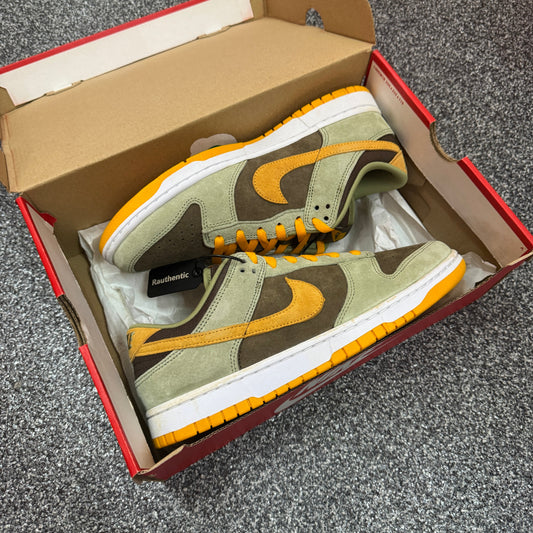 US 10 NIKE DUNK LOW DUSTY OLIVE GREEN