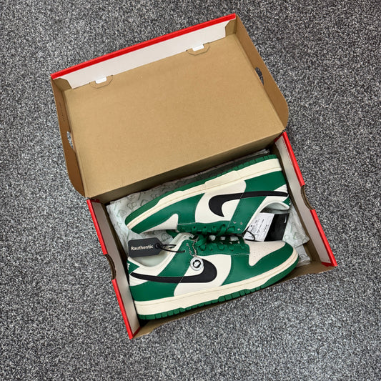 US 9.5 NIKE DUNK LOW LOTTERY PACK