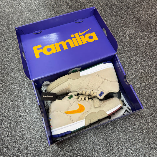 US 9.5 NIKE AIR TRAINER 1 LA FAMILIA