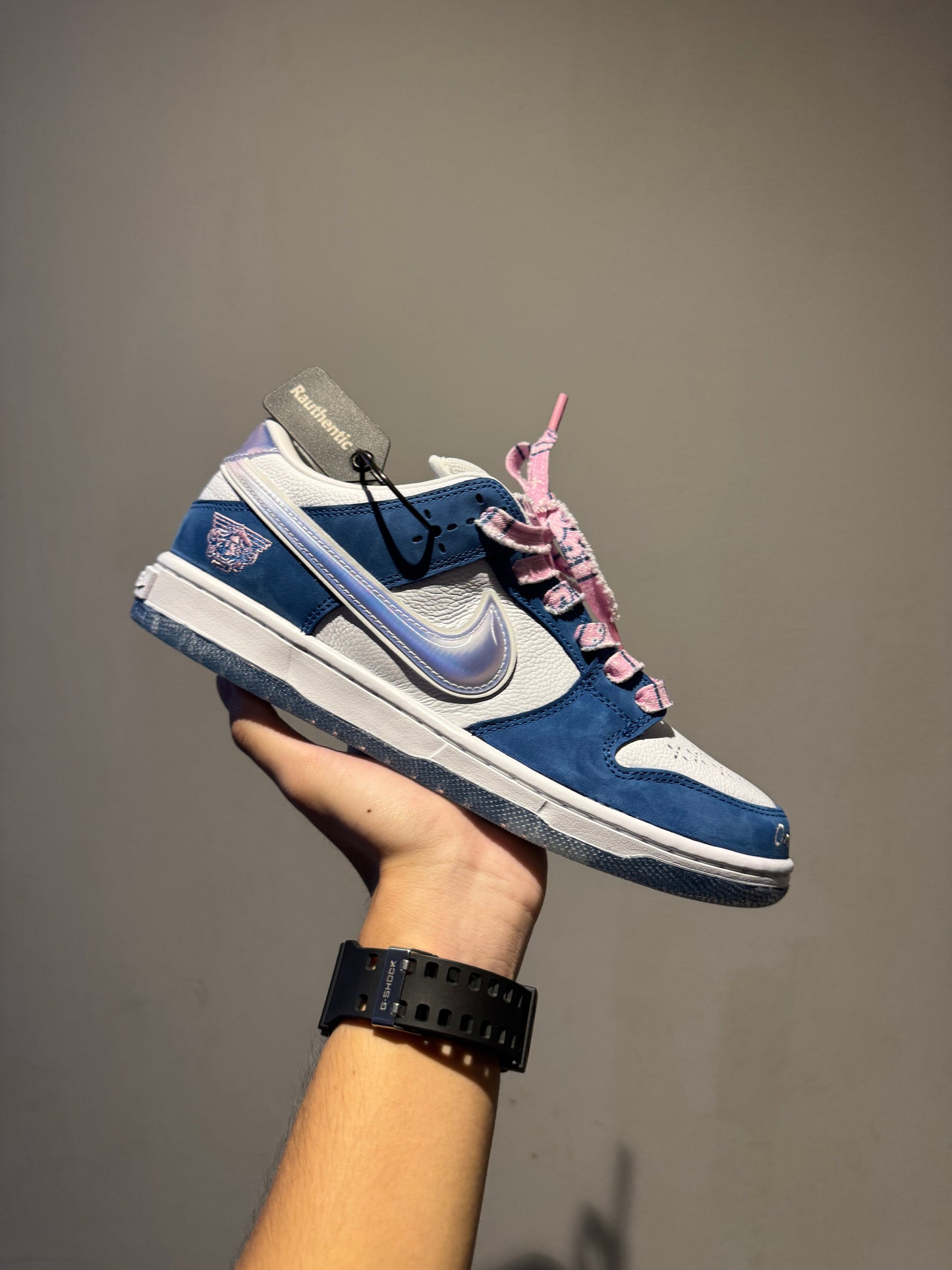 US 9 NIKE SB DUNK LOW BORN X RAISED
