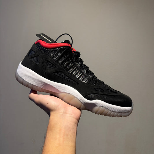 US 10 NIKE AIR JORDAN 11 RETRO LOW IE BRED 2021