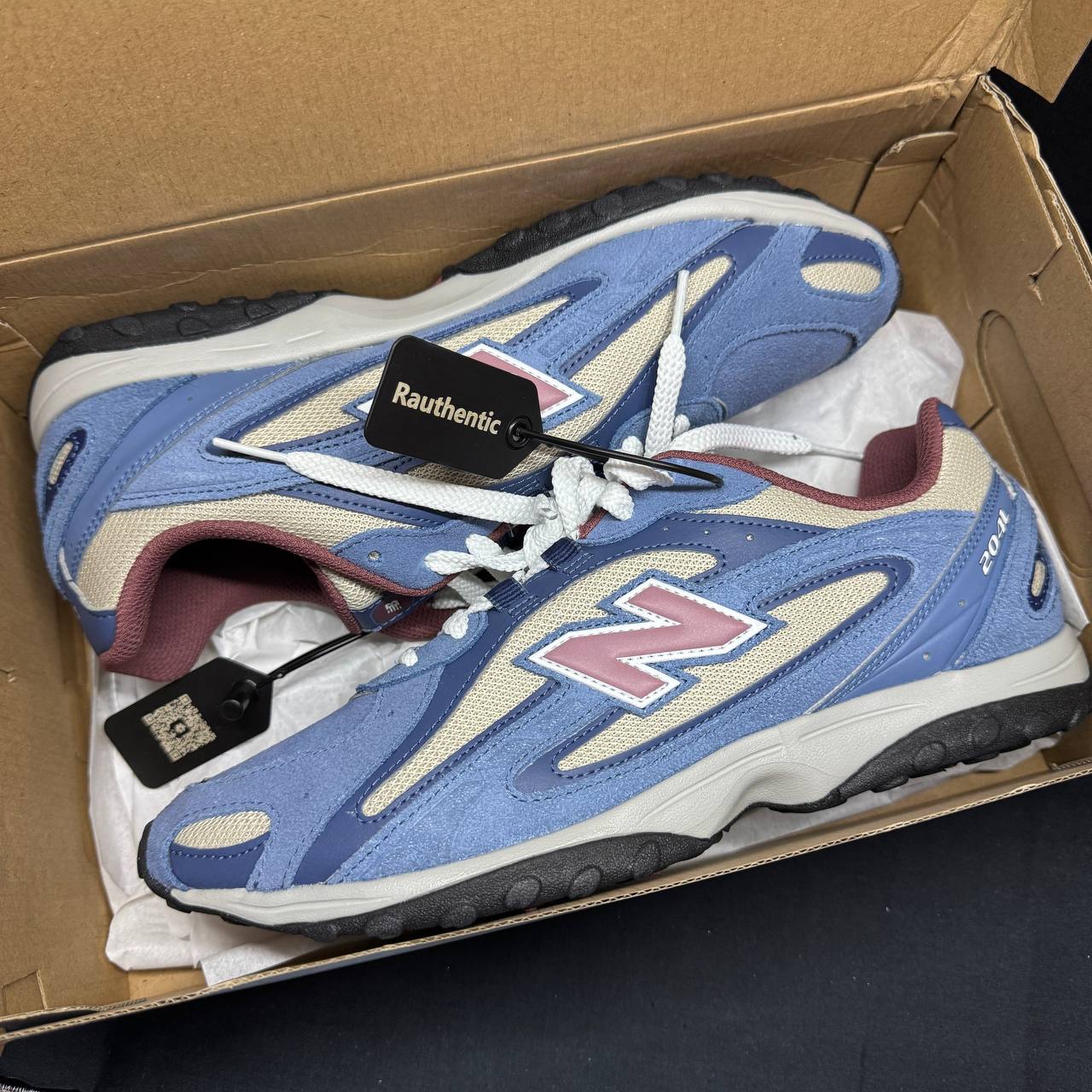 US 9.5 NEW BALANCE 204L SHORELINE BLUE BURGUNDY