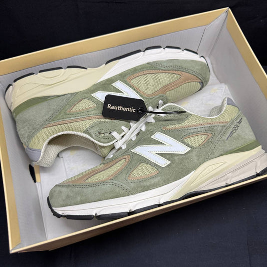 US 9.5 USED NEW BALANCE 990V4 MIUSA TEDDY SANTIS OLIVE INCENSE