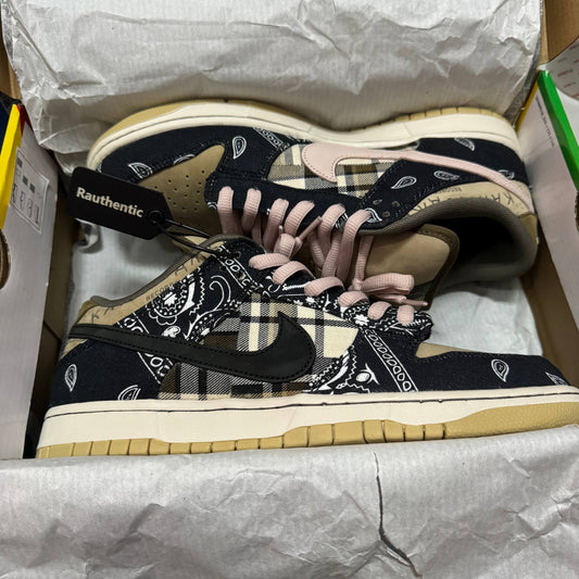 US 10 NIKE SB DUNK LOW X TRAVIS SCOTT PAISLEY