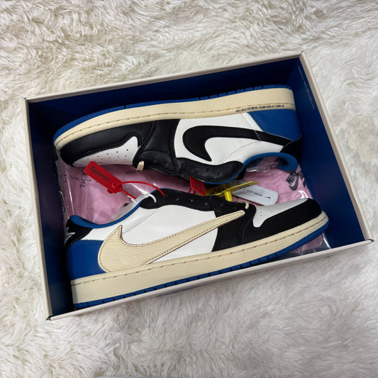 US 10 NIKE AIR JORDAN 1 LOW X FRAGMENT X TRAVIS SCOTT