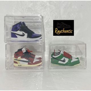 Mystery Sneaker Gift Set